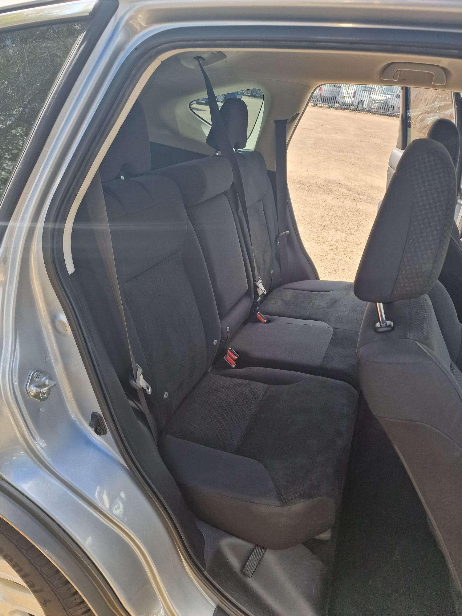 
								Honda CR-V Grey 2016 Man. full									