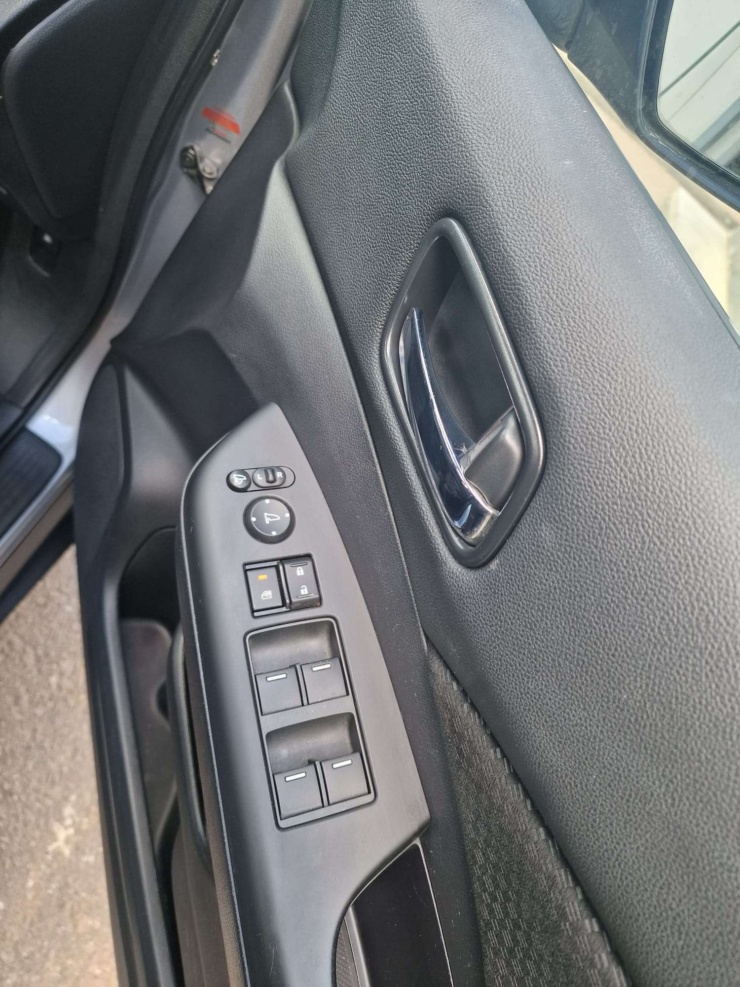 
								Honda CR-V Grey 2016 Man. full									