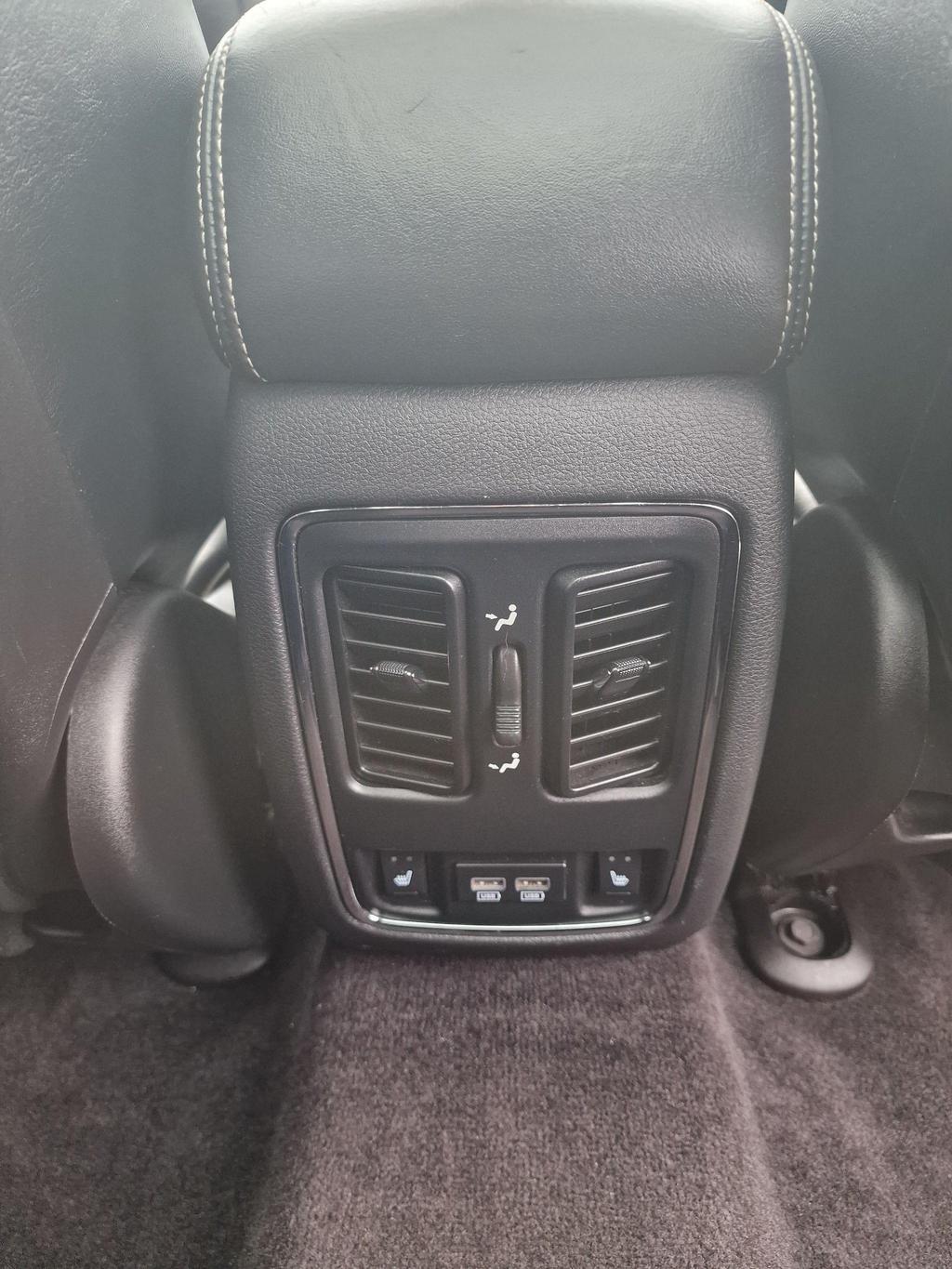 
								Jeep Grand Cherokee 2015 Auto White full									