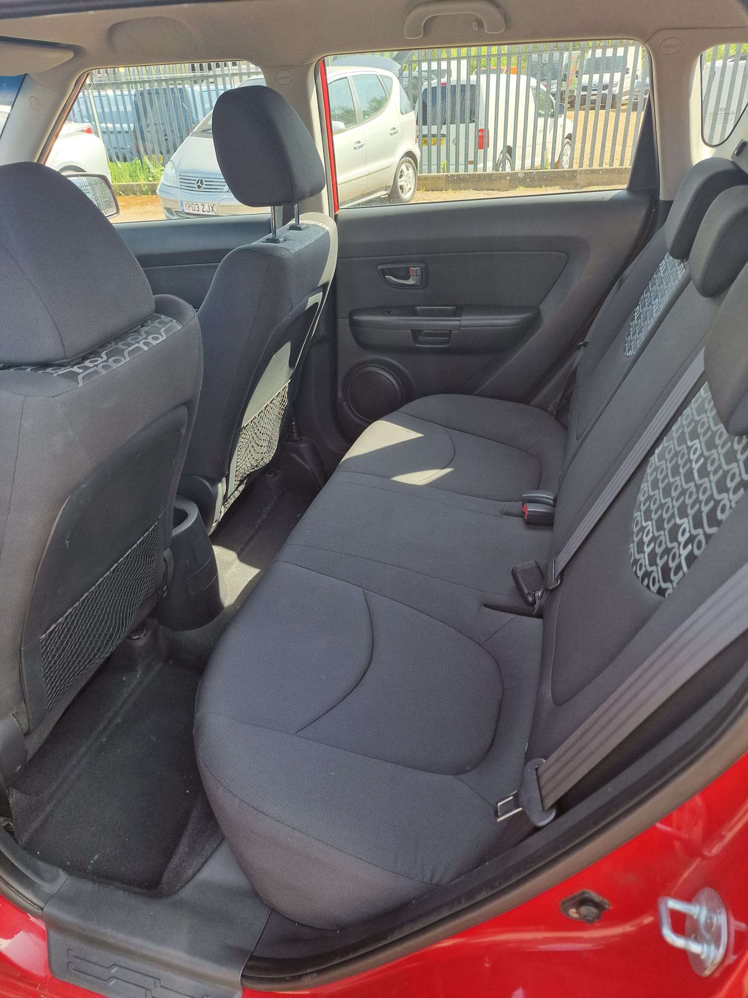 
								Kia Soul 2010 1.6 CRDi2 Auto full									