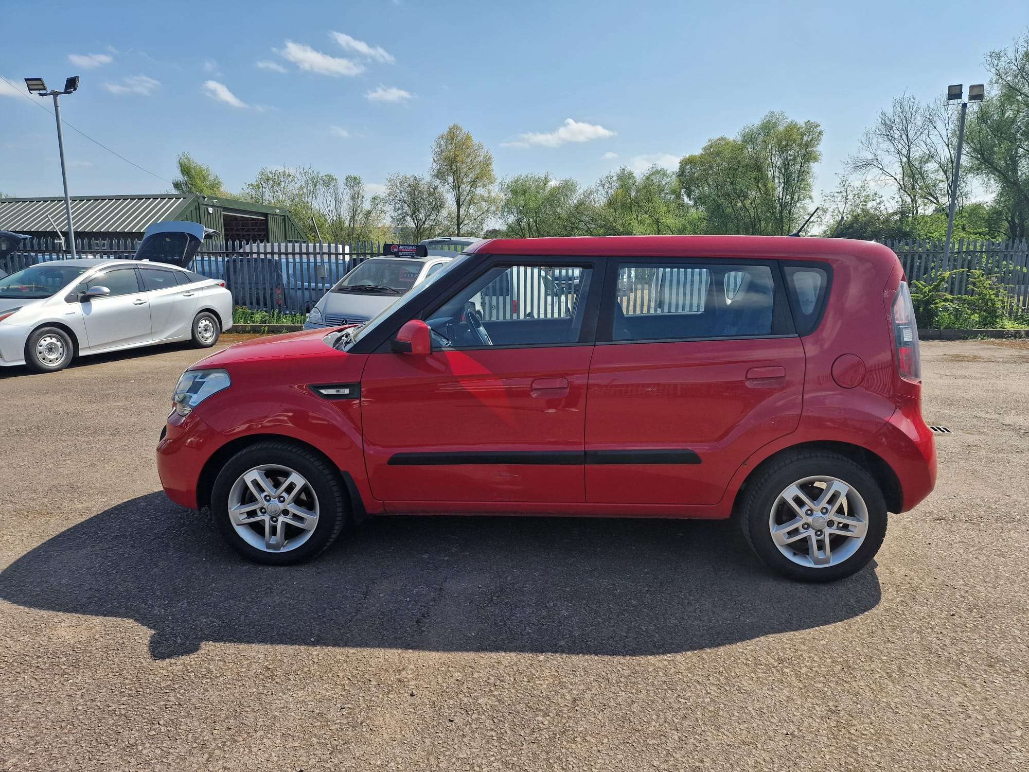 
								Kia Soul 2010 1.6 CRDi2 Auto full									