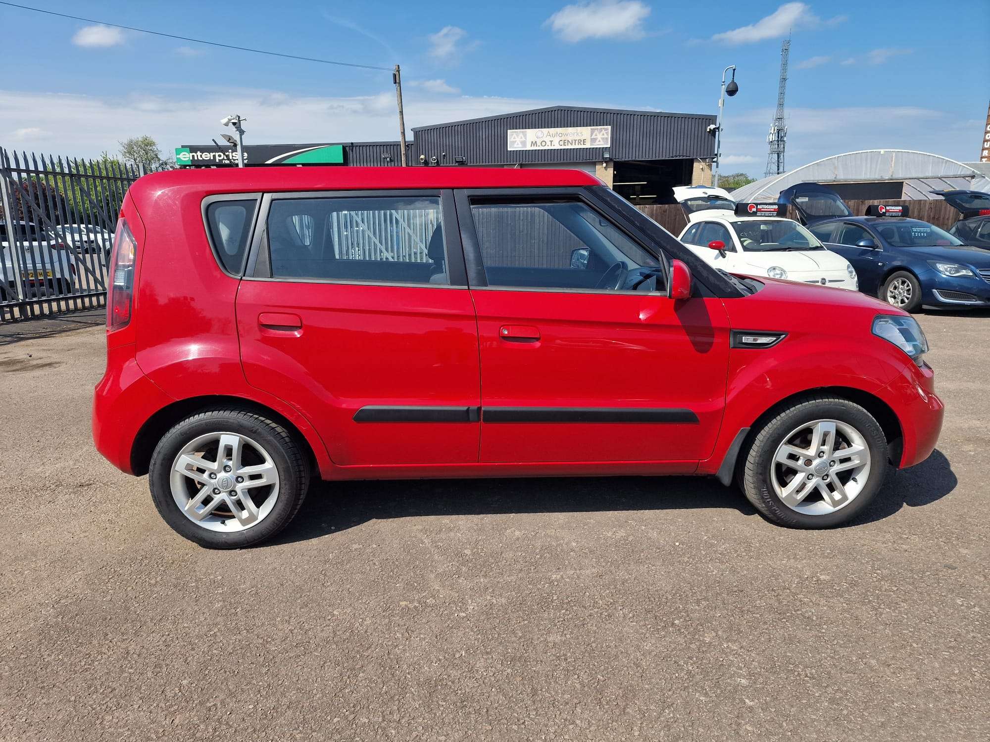 
								Kia Soul 2010 1.6 CRDi2 Auto full									