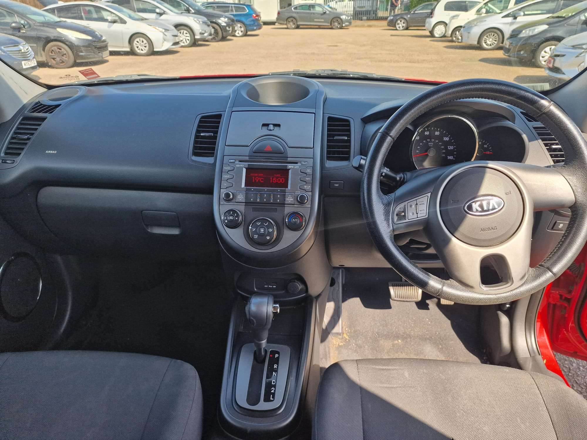 
								Kia Soul 2010 1.6 CRDi2 Auto full									