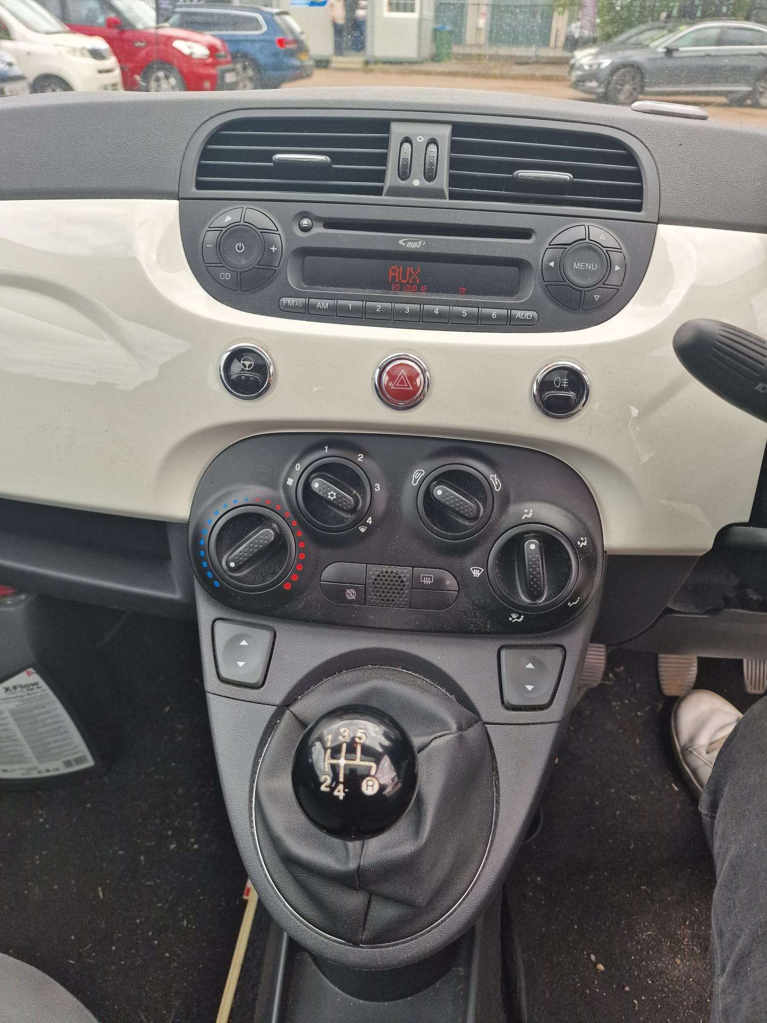 
								Fiat 500 Lounge 1.2 Petrol 2013 full									