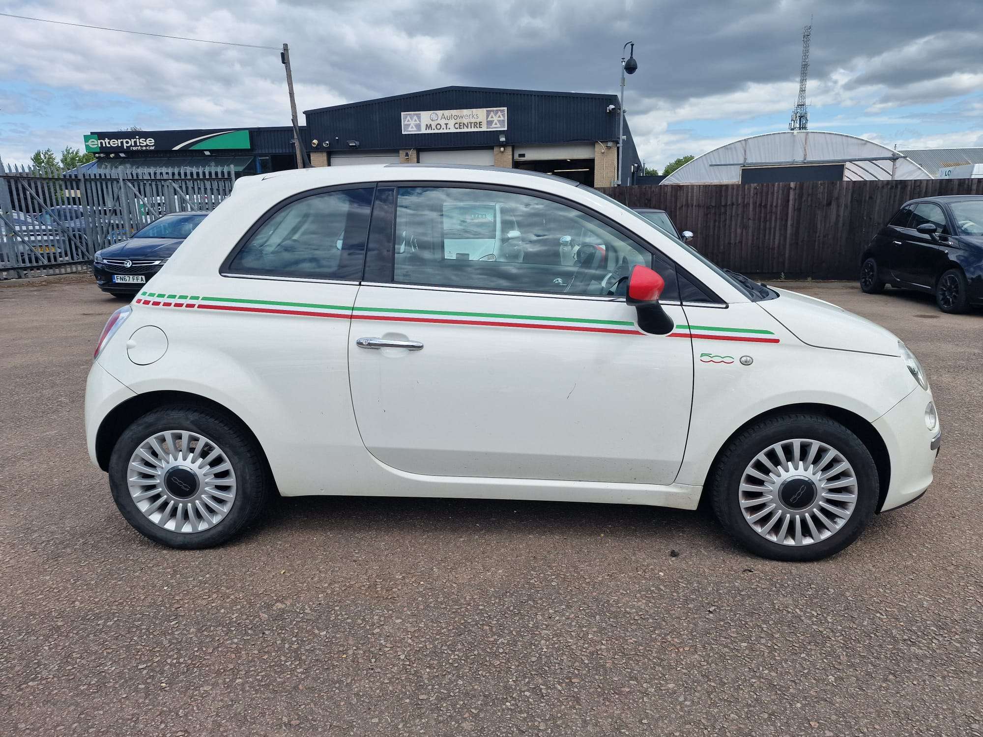 
								Fiat 500 Lounge 1.2 Petrol 2013 full									