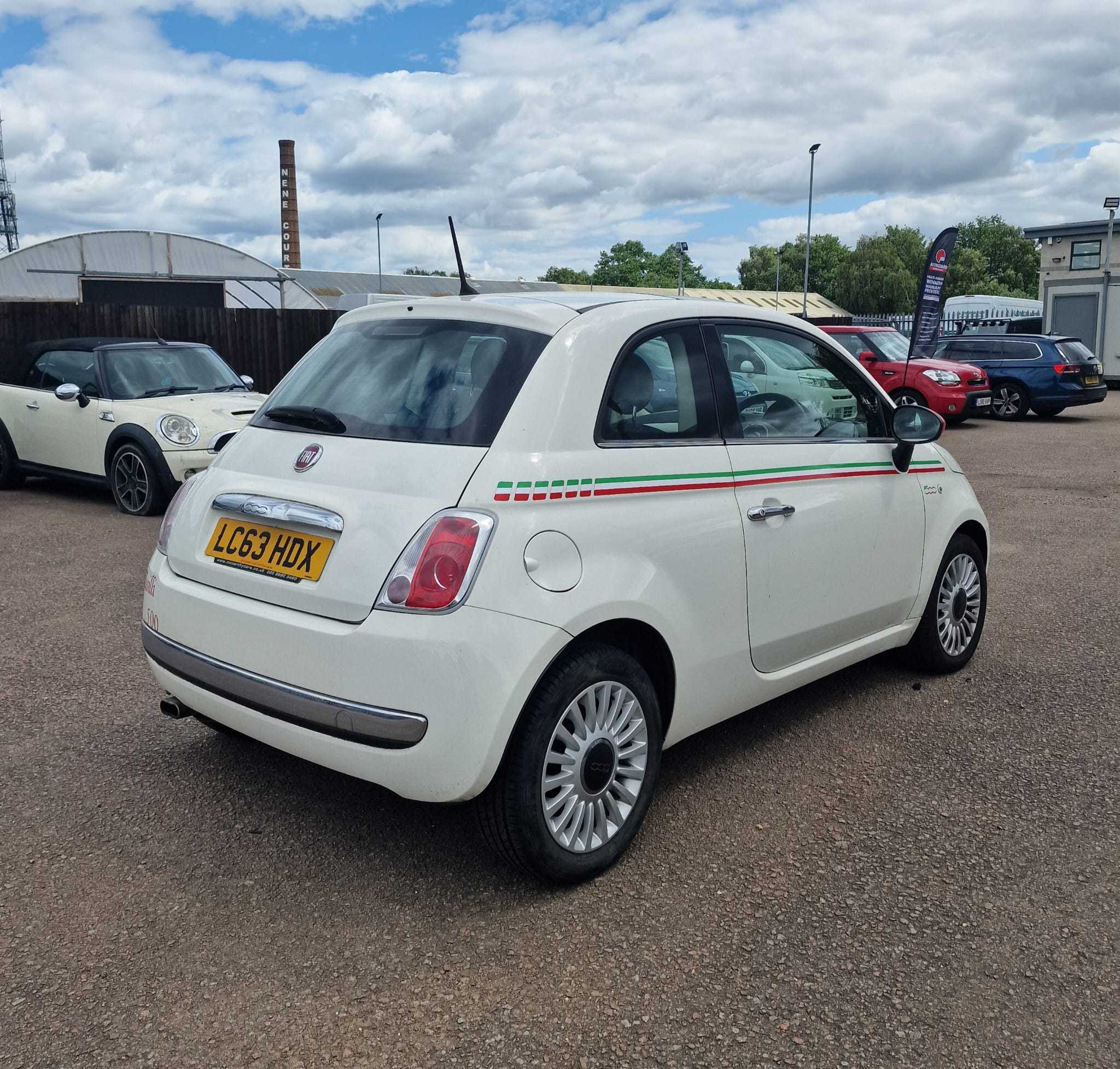 
								Fiat 500 Lounge 1.2 Petrol 2013 full									