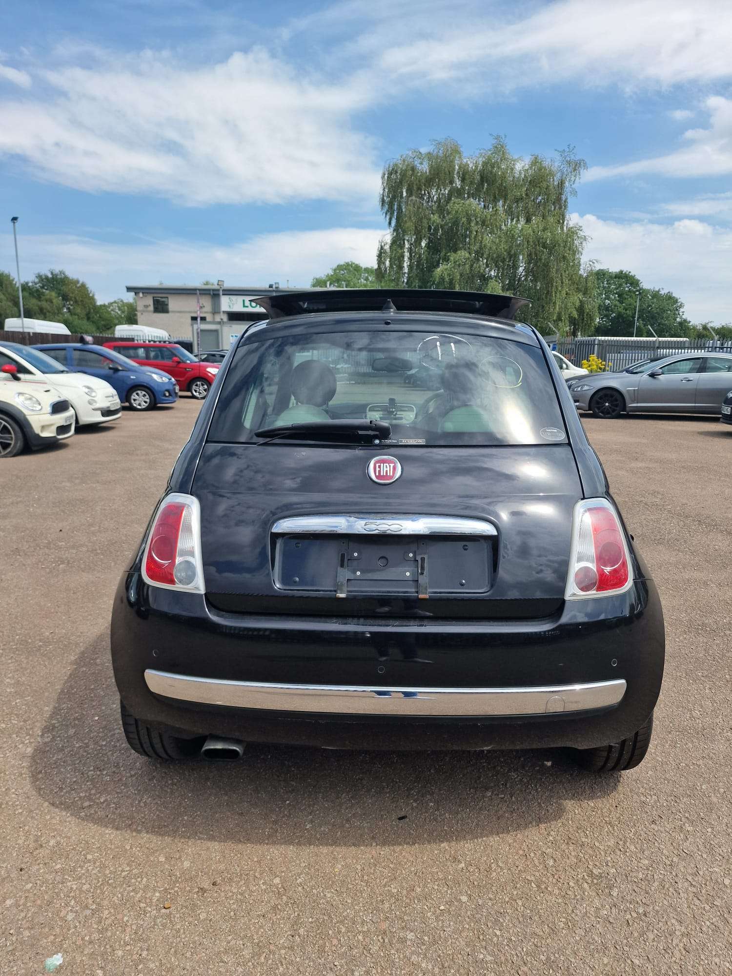 
								Fiat 500 Black 2014 Auto full									