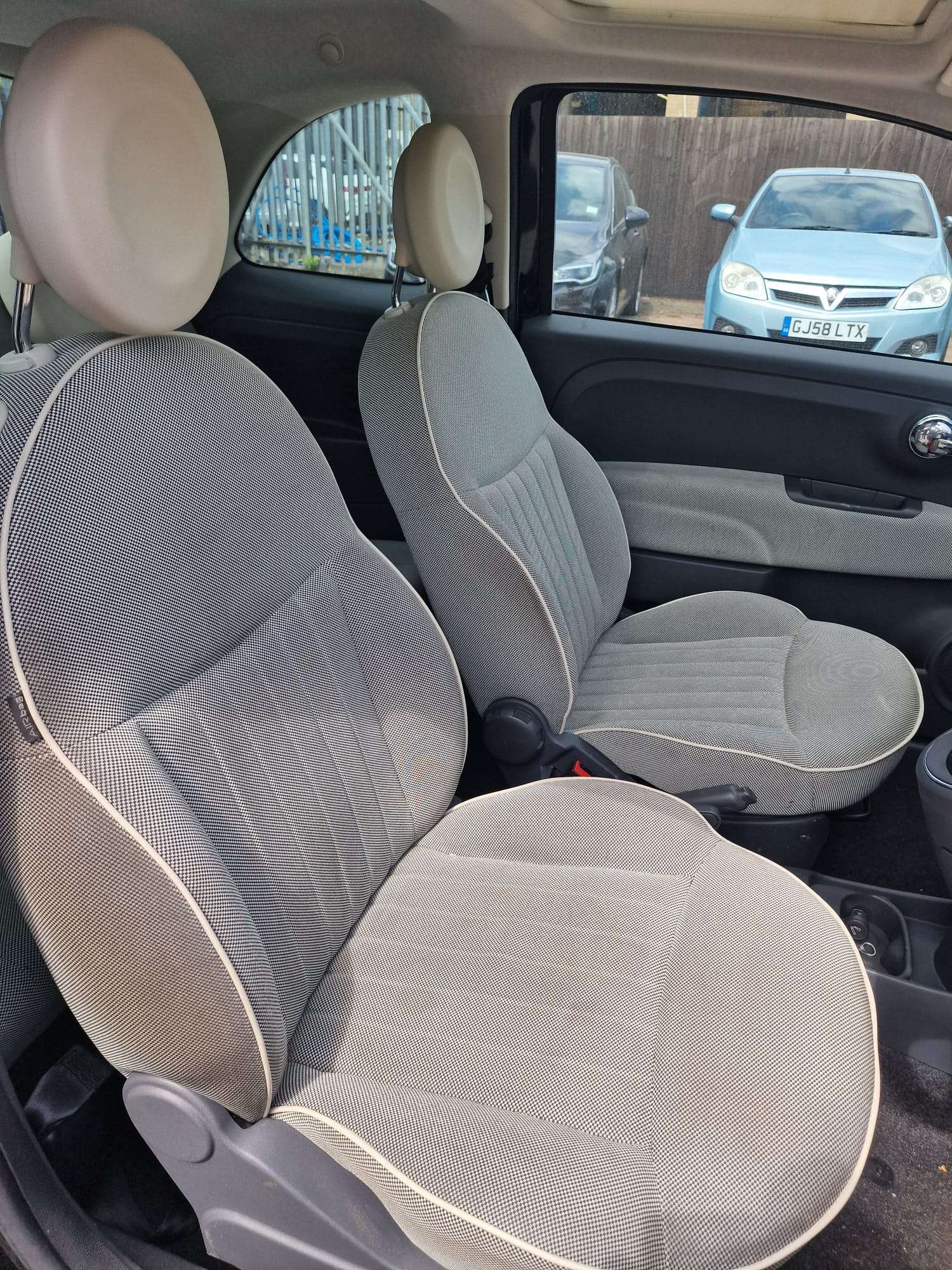 
								Fiat 500 Black 2014 Auto full									
